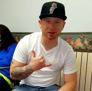 Meet your Posher, Ty